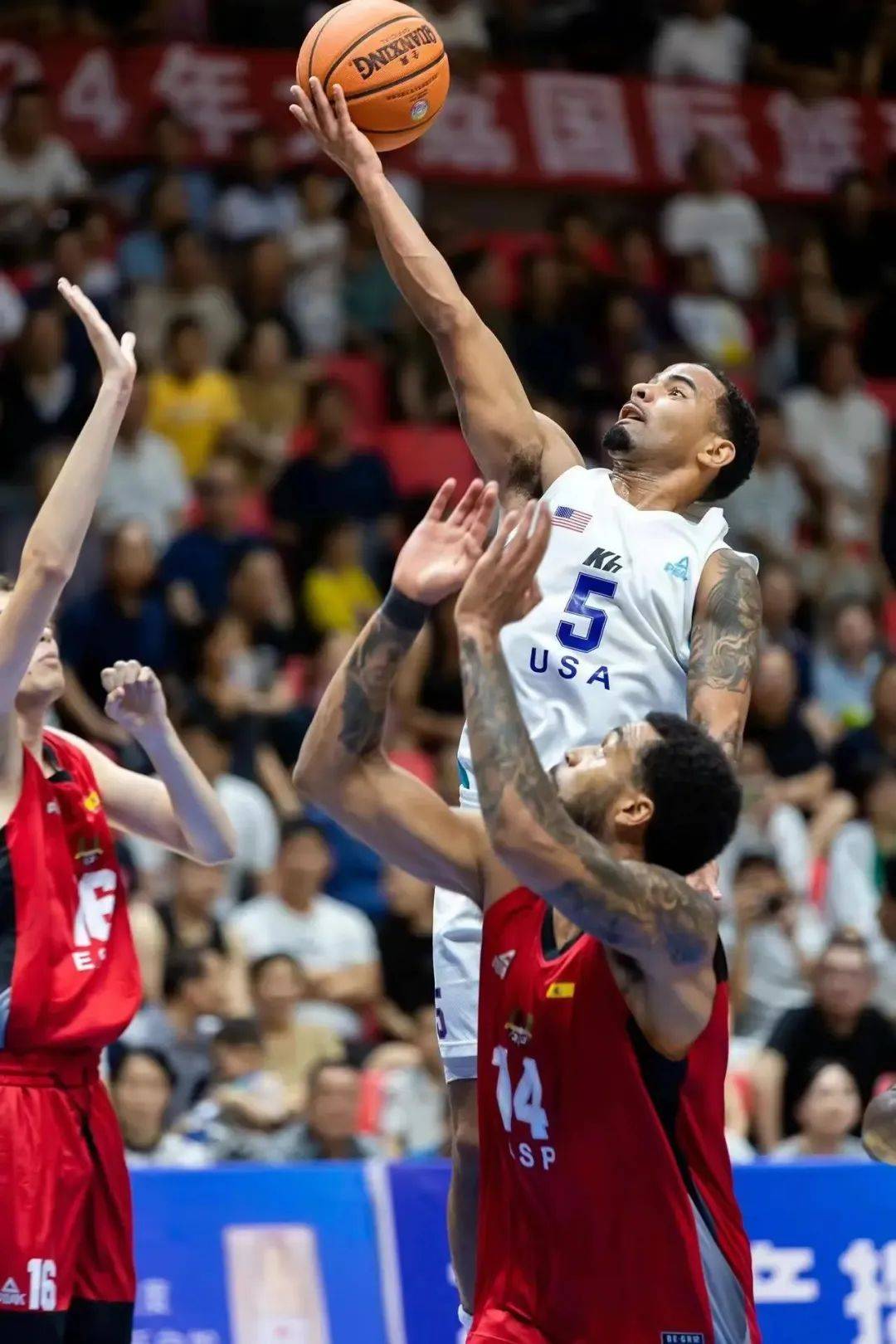 包含永恒经典:篮球比赛成为经久不衰的话题,全场震撼的词条 包含永恒经典:篮球比赛成为经久不衰的话题,全场震撼的词条