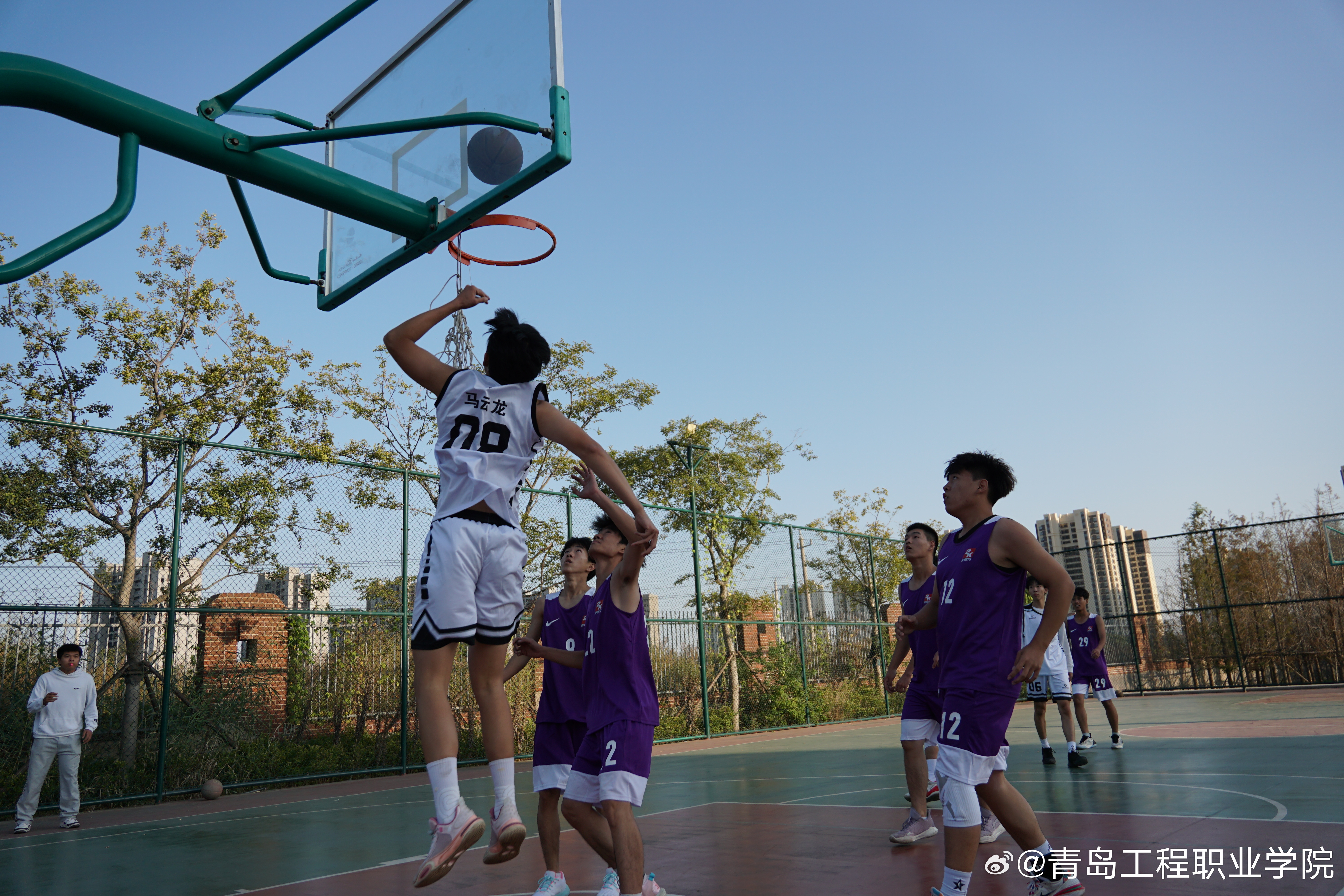 希腊男篮奏凯，篮球强国实力逐渐崛起，全场震撼的简单介绍