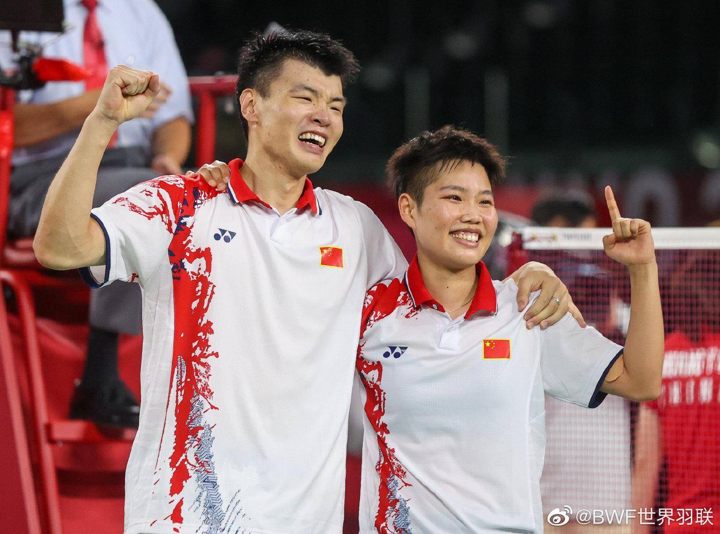 韩国队逆转马来西亚队，黄鸭组合点燃赛场的简单介绍