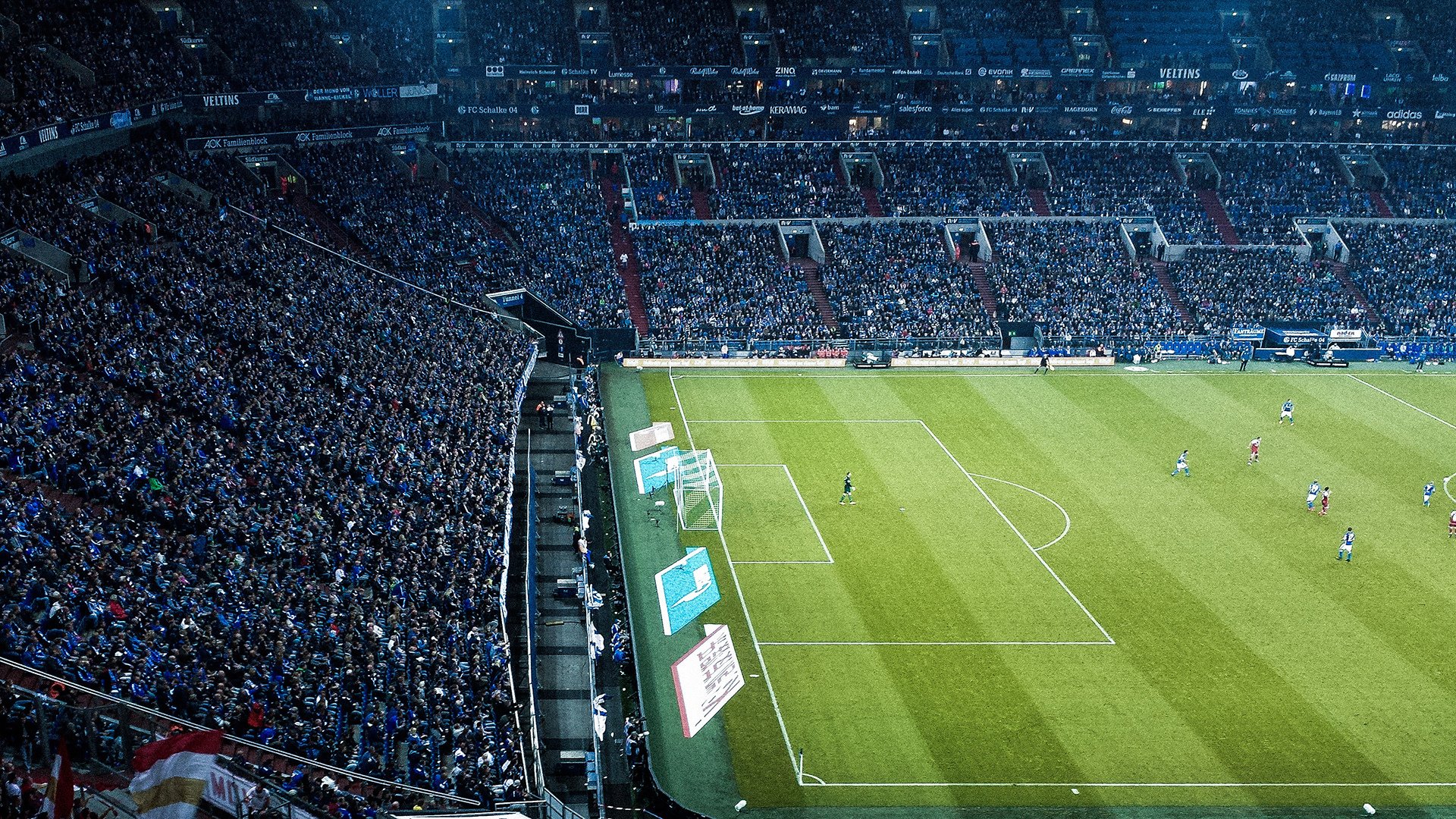 头球轰炸+倒钩破门！卢卡库用史诗级数据宣告，我才是争冠夜的主宰者