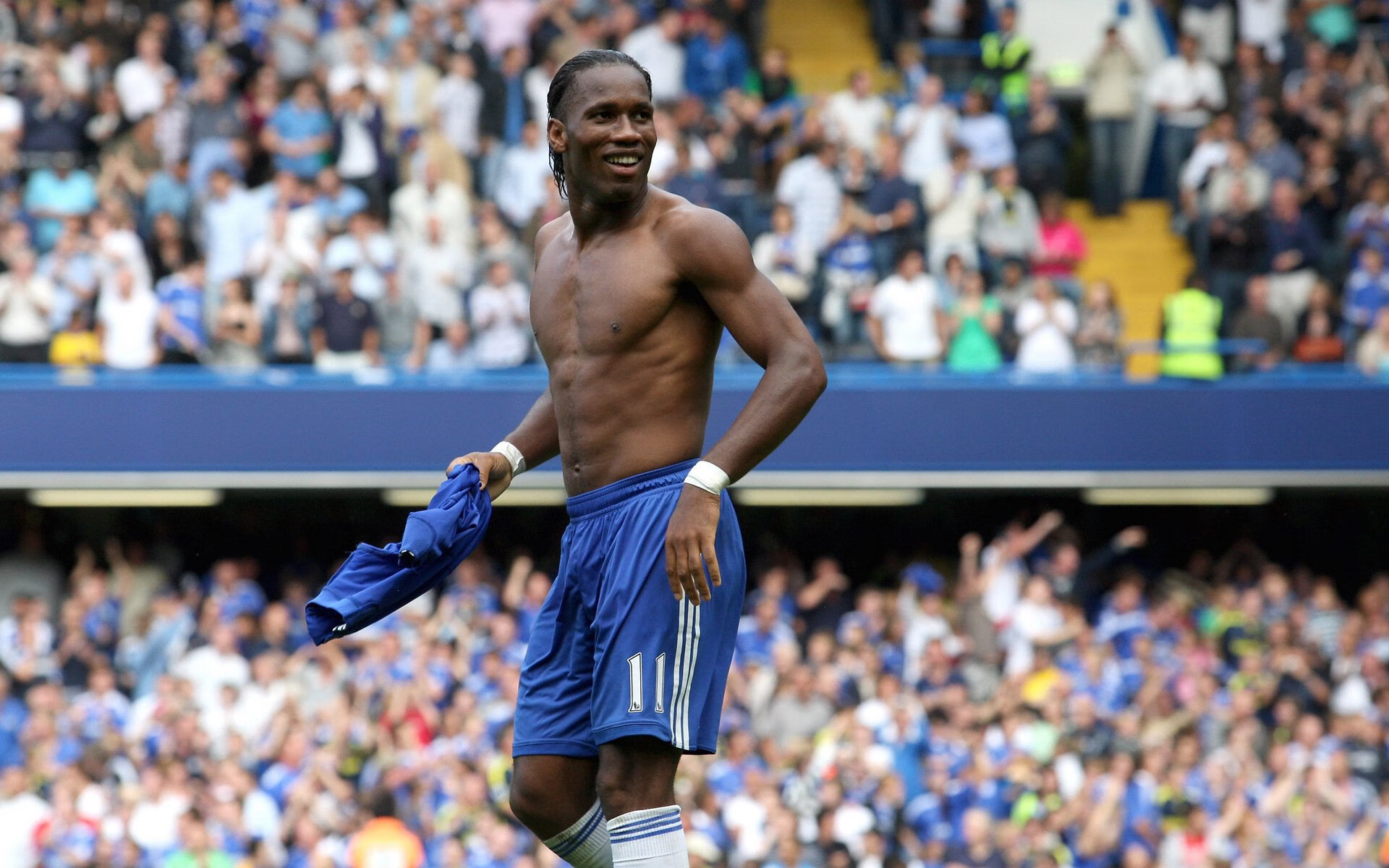 天道酬勤！深圳队逆天改命粉碎国王神话，德罗赞于德甲争冠战天神下凡